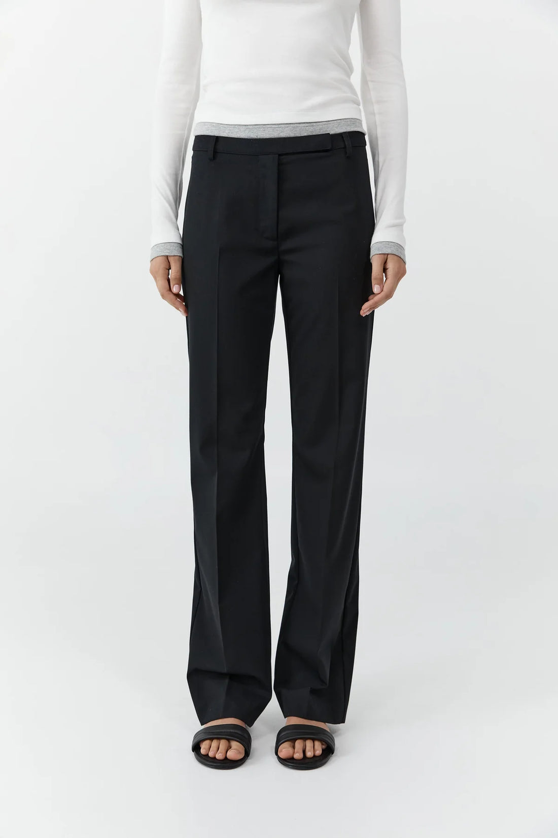 Black Fine Band 90s Pants